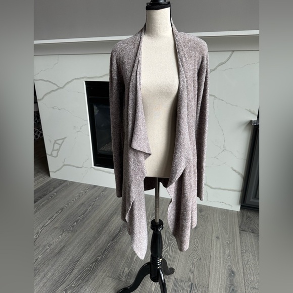 Barefoot Dreams Sweaters - Barefoot Dreams Bamboo Chic Lite in Size Small/Medium